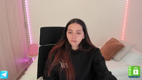 Snapshot of camila_ec2 chatting on 10.02.25 C A M I online show from 10.02.25