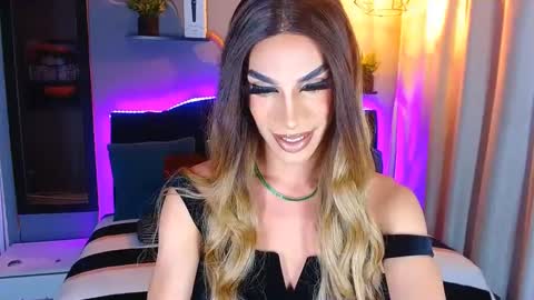 Snapshot of camila_hoottie chatting on 01.30.25 Camila online show from 01.30.25