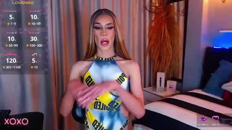 Snapshot of camila_hoottie chatting on 11.02.25 Camila online show from 11.02.25