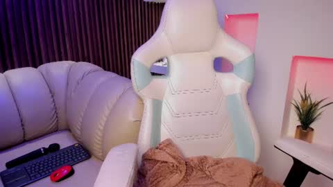 Snapshot of camila_martinez9 chatting on 07.24.26 camila_martinez9 online show from 07.24.26