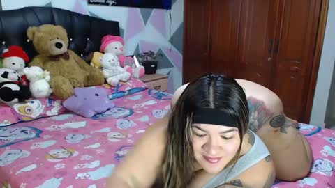 Snapshot of camila_rosess chatting on 10.06.25 valentinaEpic way Ive been fucked 1515 online show from 10.06.25