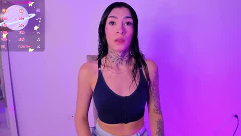 Snapshot of camilacoxx chatting on 06.24.26 online show from 06.24.26