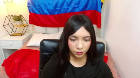 Snapshot of camilah_tk chatting on 06.20.26 Cami online show from 06.20.26