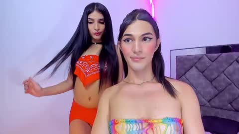 Snapshot of camilajhoones chatting on 12.25.24 camilajhoones online show from 12.25.24