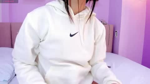 Snapshot of camilascoth chatting on 07.11.26 camila online show from 07.11.26