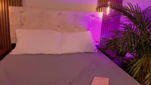 Camila Velour  online show from 07.25.26