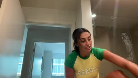 Snapshot of camiliakxoxo chatting on 07.25.26 camiliakxoxo online show from 07.25.26