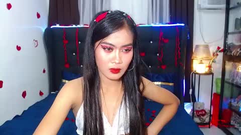 Snapshot of camilla_morena chatting on 02.14.25 camilla_morena online show from 02.14.25