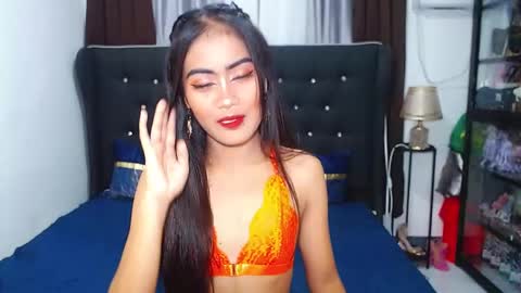 Snapshot of camilla_morena chatting on 02.21.25 camilla_morena online show from 02.21.25