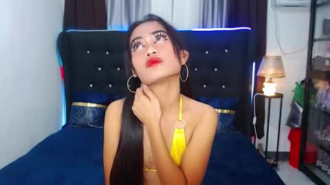 Snapshot of camilla_morena chatting on 02.23.25 camilla_morena online show from 02.23.25