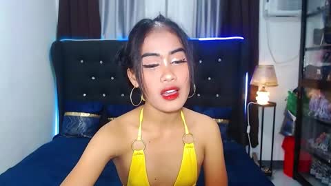 Snapshot of camilla_morena chatting on 02.23.25 camilla_morena online show from 02.23.25
