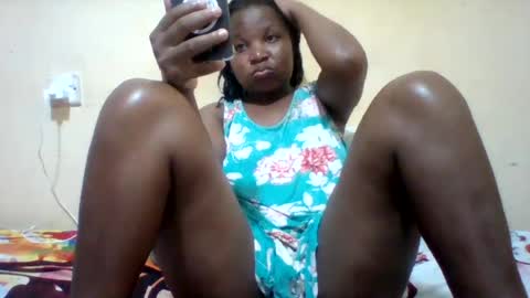 camillah_sweet online show from 06.12.26