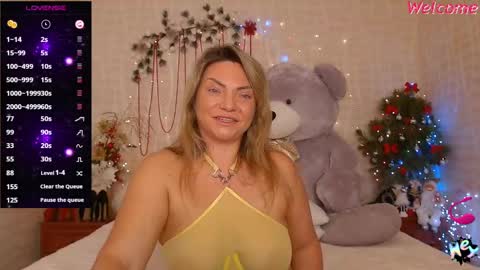Snapshot of camille_game chatting on 12.22.24 Camille Game online show from 12.22.24