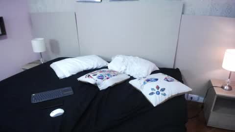 Camille and Shaggy online show from 04.11.26