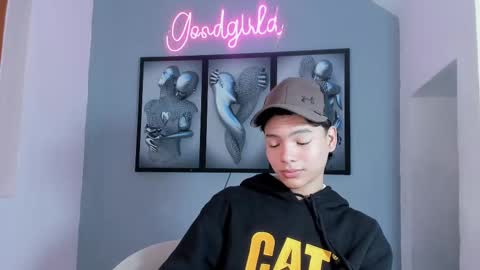 Snapshot of camillo_virgil chatting on 10.10.25 Camillo Virgil online show from 10.10.25