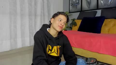 Snapshot of camillo_virgil chatting on 01.18.26 Camillo Virgil online show from 01.18.26