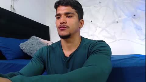 Snapshot of camilo_contre21 chatting on 10.23.25 camilo_contre21 online show from 10.23.25