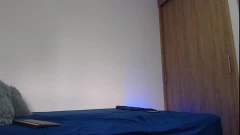 Snapshot of camilo_contre21 chatting on 11.19.25 camilo_contre21 online show from 11.19.25