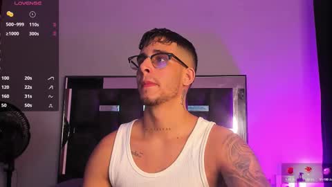   INDEPENDENT MODEL online show from 03.02.25