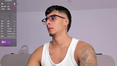Snapshot of camilo_ospina_ chatting on 05.24.26 INDEPENDENT MODEL online show from 05.24.26
