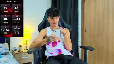 Snapshot of camilobass_ chatting on 05.26.26 Camilo Bass online show from 05.26.26
