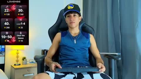 Snapshot of camilobass_ chatting on 08.08.26 Camilo Bass online show from 08.08.26