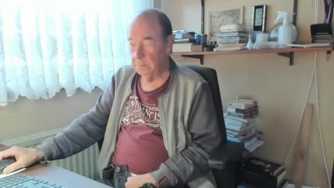 Snapshot of cammee chatting on 12.09.24 Cammee online show from 12.09.24