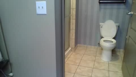 Snapshot of cammyman6900 chatting on 01.18.25 cammyman6900 online show from 01.18.25