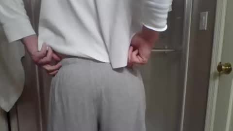 Snapshot of cammyman6900 chatting on 01.24.25 cammyman6900 online show from 01.24.25