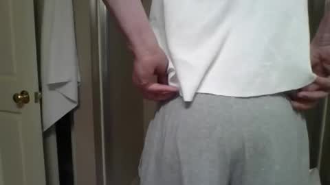 Snapshot of cammyman6900 chatting on 02.25.25 cammyman6900 online show from 02.25.25