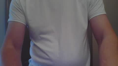 Snapshot of cammyman6900 chatting on 09.15.25 cammyman6900 online show from 09.15.25