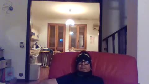 Snapshot of camomilla72 chatting on 03.03.25 Cristian online show from 03.03.25