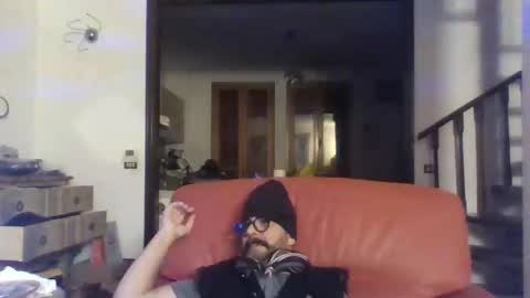 Snapshot of camomilla72 chatting on 10.05.25 Cristian online show from 10.05.25