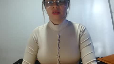campanita12 online show from 06.11.26