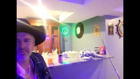 Snapshot of campbellcourtney385 chatting on 01.10.26 campbellcourtney385 online show from 01.10.26