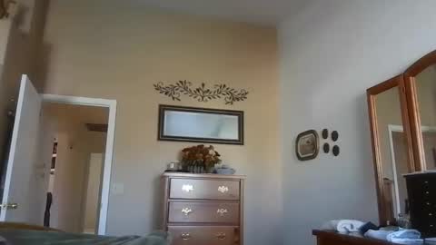 Snapshot of camperjay chatting on 02.19.26 james online show from 02.19.26