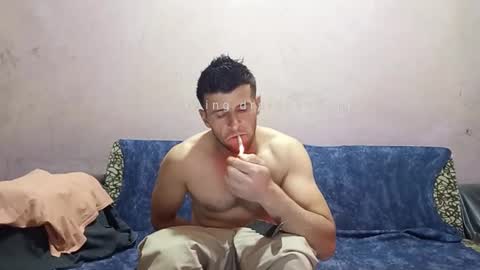 Snapshot of camshow22cm chatting on 10.15.25 FREMAN online show from 10.15.25