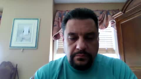 Snapshot of canadaagent chatting on 01.24.25 hunk online show from 01.24.25