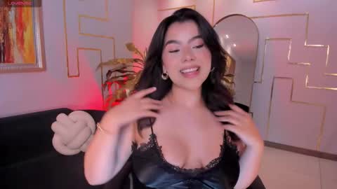 Snapshot of candaserussell chatting on 09.27.25 Candanse R online show from 09.27.25