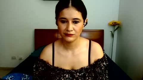 Carolina online show from 08.04.26