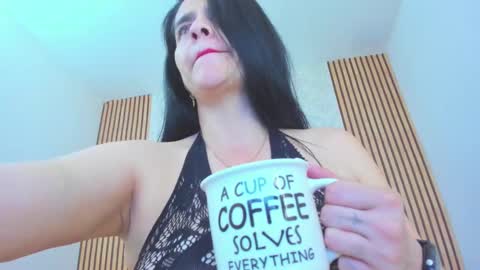 Snapshot of candela_collins chatting on 12.30.24 Candela online show from 12.30.24