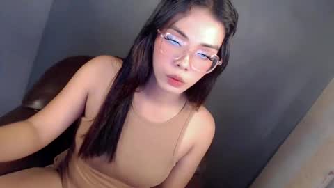 Snapshot of candi_blows chatting on 01.13.26 Candi online show from 01.13.26