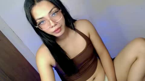 Snapshot of candi_blows chatting on 02.17.26 Candi online show from 02.17.26
