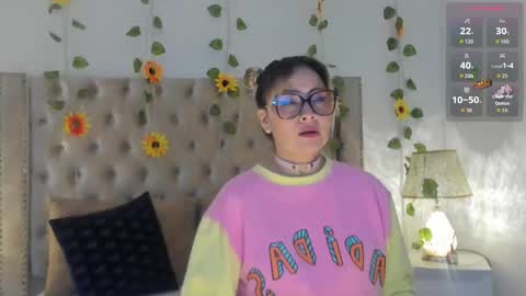 Candie  online show from 09.18.25