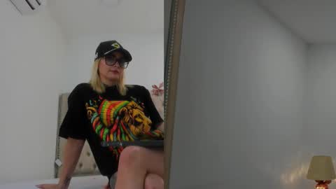 Candie  online show from 03.12.26