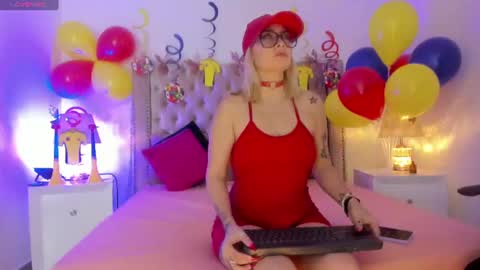 Candie  online show from 06.14.26