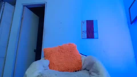 Snapshot of candy_cumy1 chatting on 12.15.24 Dayan Camila online show from 12.15.24