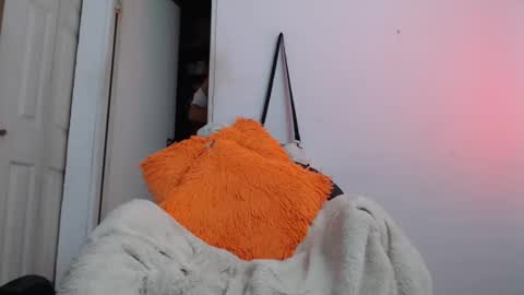 Snapshot of candy_cumyy1 chatting on 01.25.25 candy_cumyy1 online show from 01.25.25