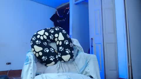 Snapshot of candy_cumyy1 chatting on 03.07.25 candy_cumyy1 online show from 03.07.25