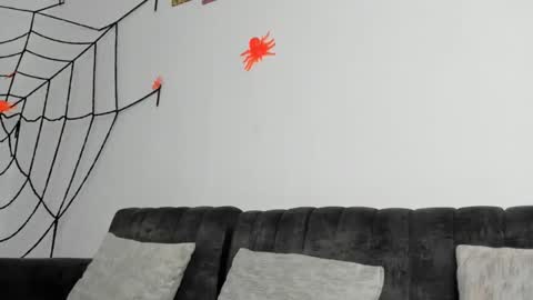 Snapshot of candy_cumyy1 chatting on 10.18.25 candy_cumyy1 online show from 10.18.25